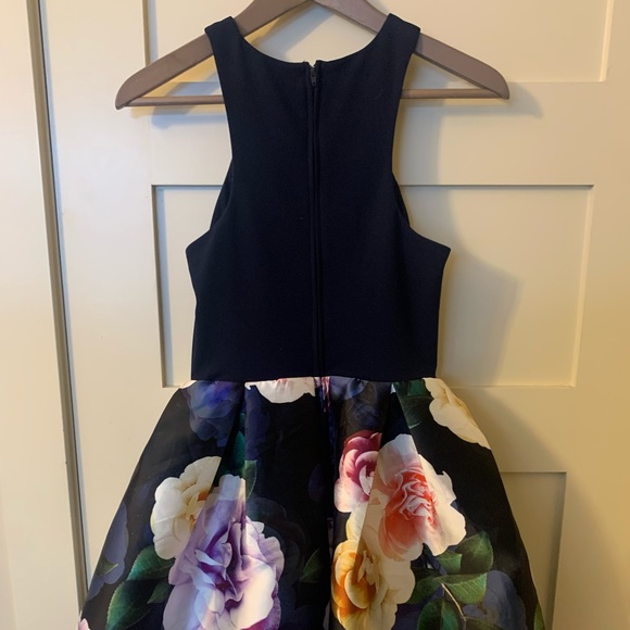 Multicolored Floral Print High-Neck Mini Dress - Picture 2 of 3
